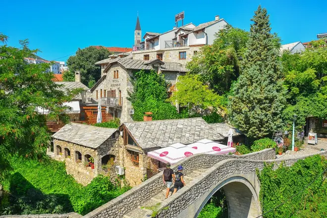 Free historical post-war Mostar tour 