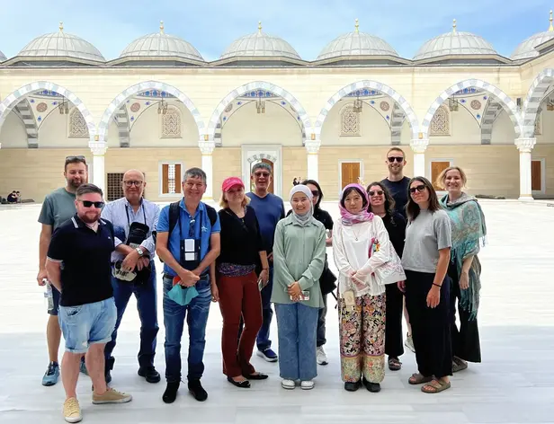 Gemme Nascoste e Passeggiata Culturale Urbana di Bishkek
