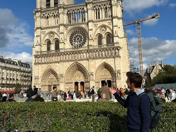 Entschlüsselung von Paris: Historisches Zentrum und Geschichte der Stadt des Lichts