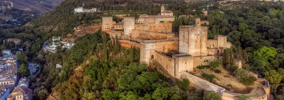 Free Tour Alhambra: su entorno, alrededores y accesos gratuitos