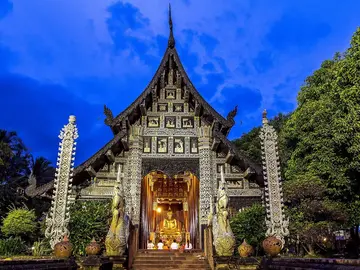 Golden Hour Chiang Mai: History, Culture & Market