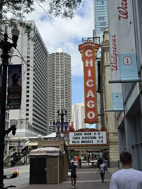 Free tour - highlights of Chicago’s famous Loop | GuruWalk