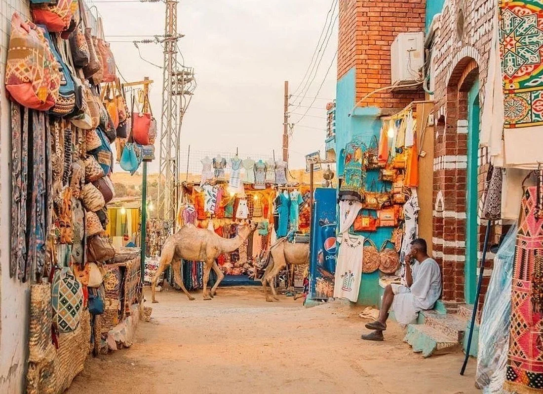 Pueblo Nubio en Barco: Cultura, Colores e Historias Nubias