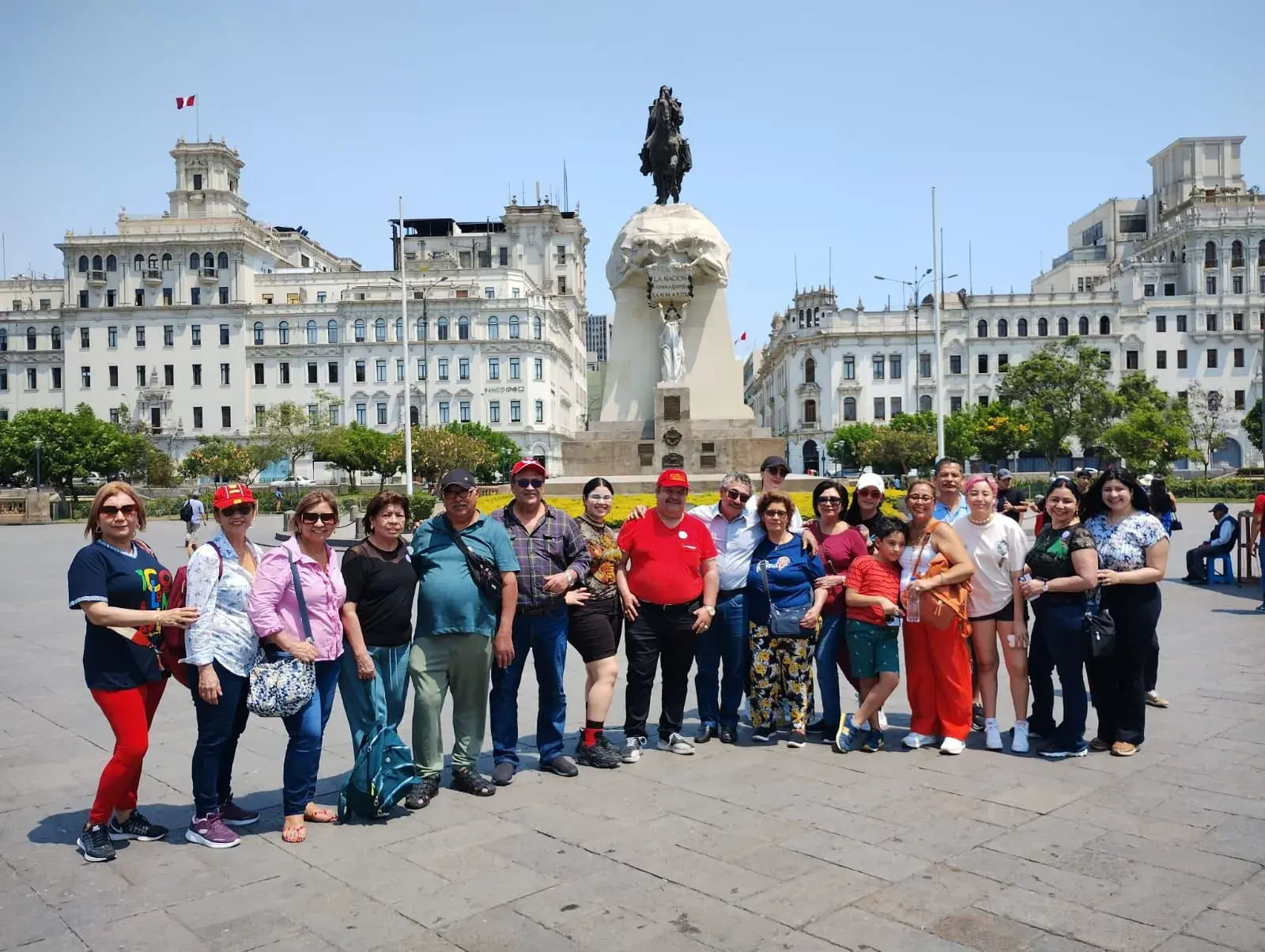 "Historic and Underground Lima: City Tour with Visit to the Catacombs"