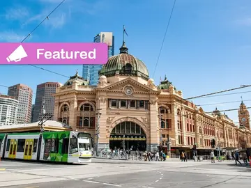 Melbourne Discovery Tour: From the Yarra to the Laneways