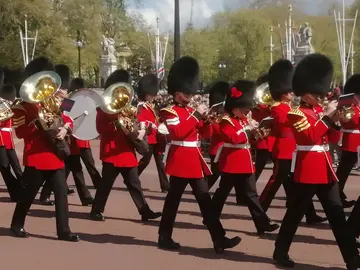 London-Rundreise vom Buckingham Palace zum Big Ben. 