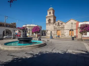 Walking Tour in La Serena. Discover the city while walking through it.