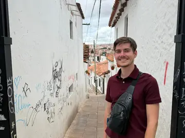 Sucre City Tour with a German local! Something different
