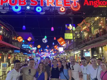 Siem Reap Night Free Walking Tour 