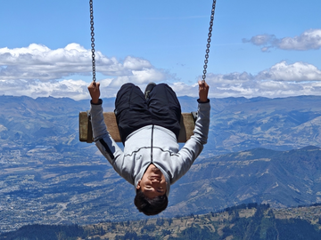 🚠 Quito from the clouds: Cable car, viewpoints and secrets of the market