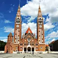 Tour of discovering Szeged city centre