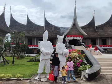 Padang alla scoperta: cultura, cucina e leggende costiere