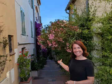 Discover Antibes with a local