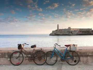 Havana  Free Bike Tour