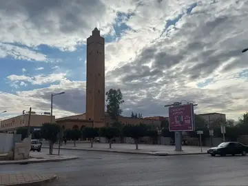 Oujda, zwischen Türen und Gärten: balade à travers the temps