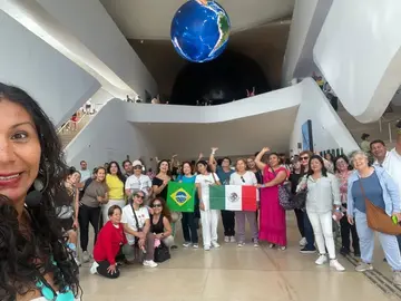A Journey Through Time, from Selarón to Mña - in Spanish-Portuguese