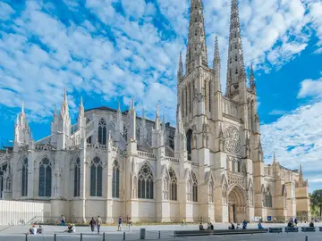 From Burdigala to Bordeaux : Stories and Legends 🏺 🏛️ 🏰 ⚓️ 🍷 - 1 cannelé included