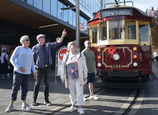 Earthquake and historical tour through the centre of Christchurch, New Zealand