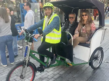 🛺HOP ON HOP OFF STADTRUNDFAHRT MIT  E-RIKSCHA 🛺 (2 PERSONEN)DURCH MADRID🏛️