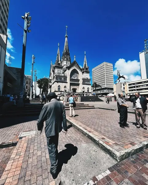 Manizales: das Beste aus Traditionen, Geschichte und lokalem Leben.