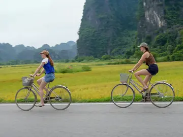 Tam Coc Bike Tour – Explore Ninh Binh Countryside and Local Villages