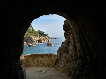 Free walking tour „Camí de Ronda“ Lloret de Mar, von Cala Sa Caleta bis Cala Canyellas