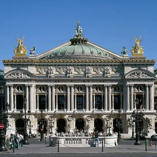Tour gratuito Parigi bohémien: Opera, cabaret e Moulin Rouge
