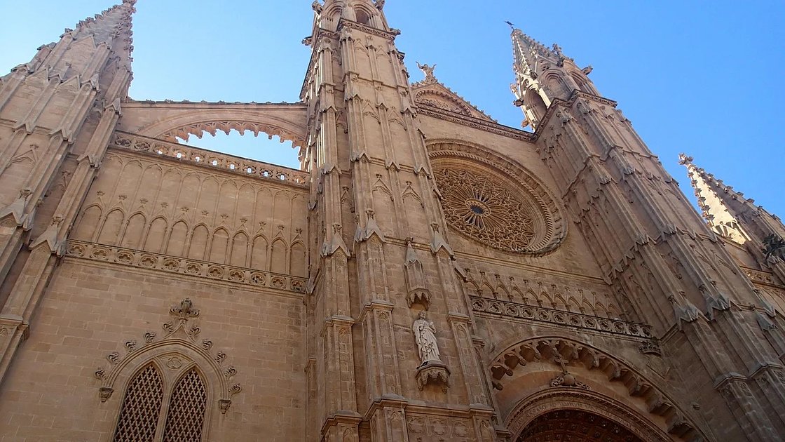Free Tour Through the Heart of Palma