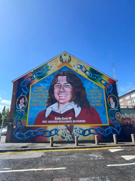 L'únic tour en català a Belfast! Free tour West Belfast: muros de paz, conflicto y consecuencias