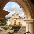 Free tour por la bella Antigua: Historia y Tradición