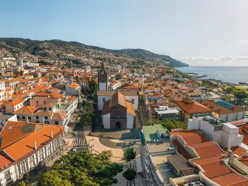 Funchal City Free Walking Tour: History and Culture