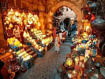  Free tour of the mosques and monuments of Khan el-Khalili in Cairo