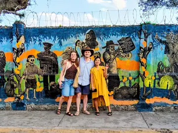 Oaxaca: Piedras que hablan, Arte que lucha