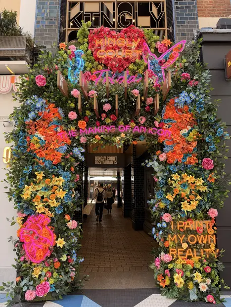 The Other London: From Rebellious Soho to Sophisticated Covent Garden 🌟🎭🍣