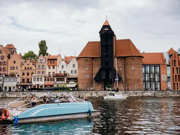 Kreuzfahrt durch Danzig zu Wasser und zu Land. Eine Reise durch die Zeit