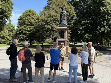 Historical and heritage tour through the centre of Christchurch, New Zealand