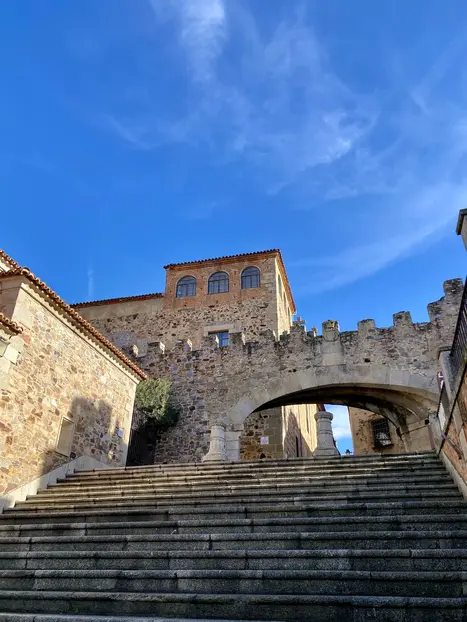 Un free walking tour da non perdere a Cáceres!