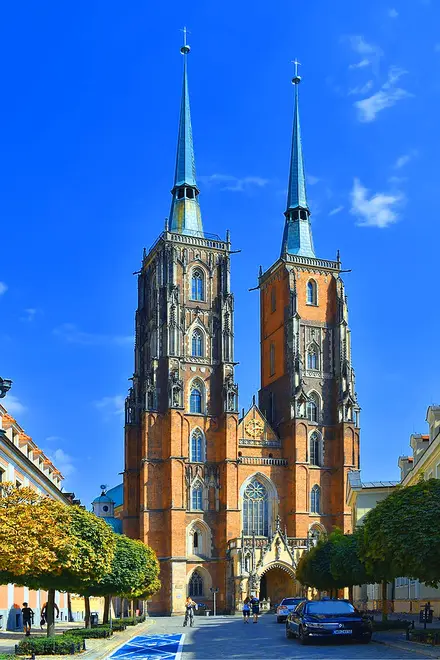 Legends of Wrocław: Free Tour around Ostrów Tumski & Market Square