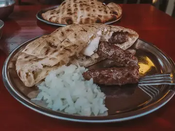 Sapori di Sarajevo – Un gustoso viaggio attraverso la cultura e la storia