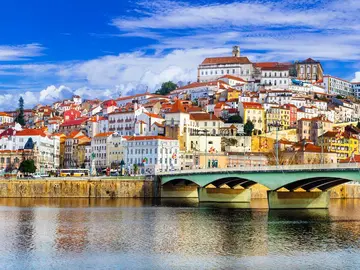 Coimbra Like a Friend Shows You (Local Guide, Small Group, No Rush)