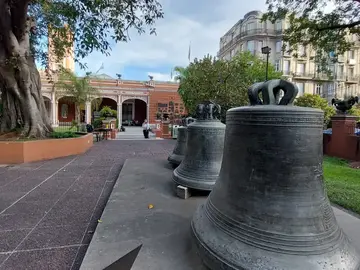 San Telmo con amor y humor. (Free tour)