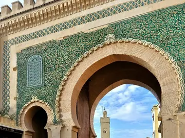 Descubre el Alma de Fez – Auténtico Tour a Pie por la Medina