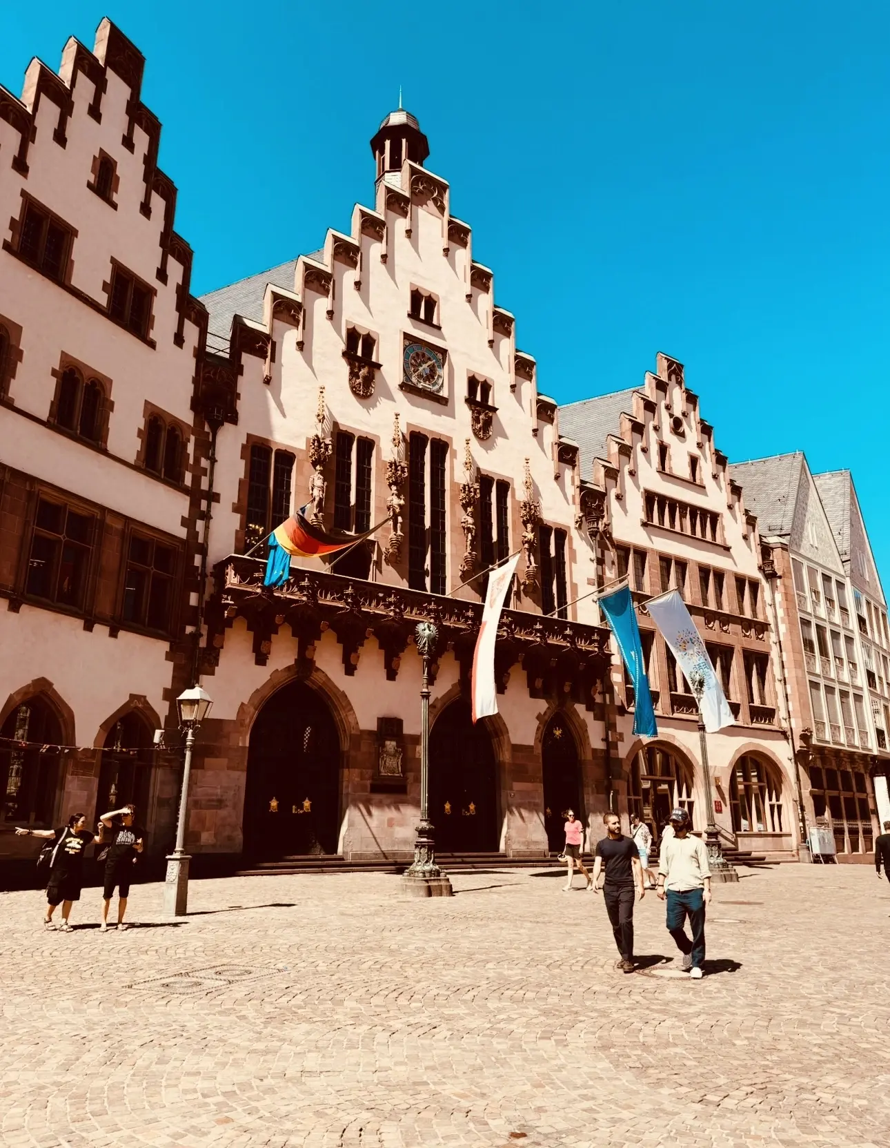 Free walking tour Frankfurt Uncovered: From Historic Gems to Modern Marvels