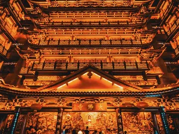 Explore Hidden Guangzhou: Cuisine, Heritage & Social Change