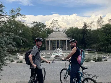 Explora la Ciudad de México en bicicleta con un amigo