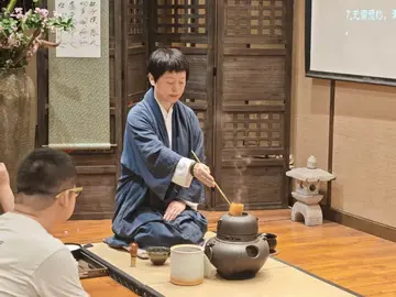 Verstecktes Chengdu: Jagd auf Antiquitätenmärkte und geheime Teezeremonie