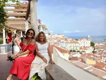 Experience Lisbon like a local: Iconic landmarks and flavors