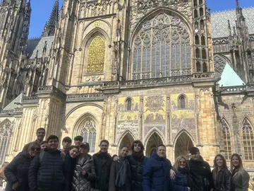 Free Tour Prague: Castle, Cathedral and Charles Bridge + Strahov Viewpoint