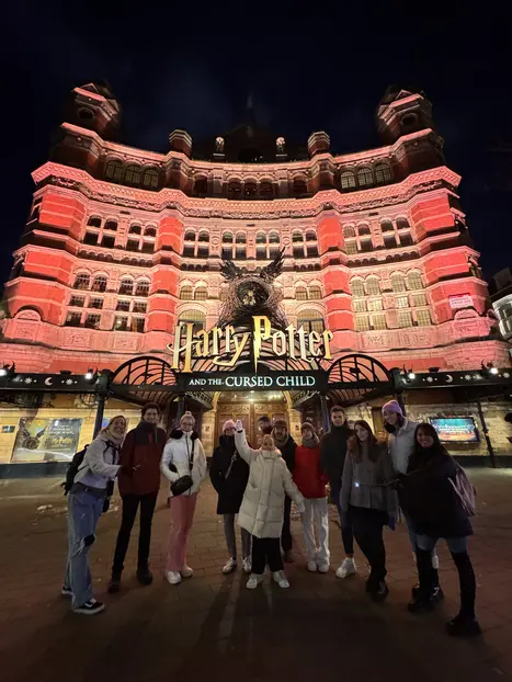 Tour gratuito di Harry Potter, per Babbani (non magici), fan e elfi domestici!