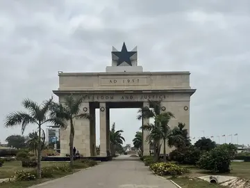 Tour gratuito del Parco del Nazionalismo e del Castello di Osu